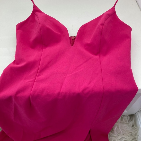 JILL STUART Plunging Sleeveless Dress - Picture 5 of 8